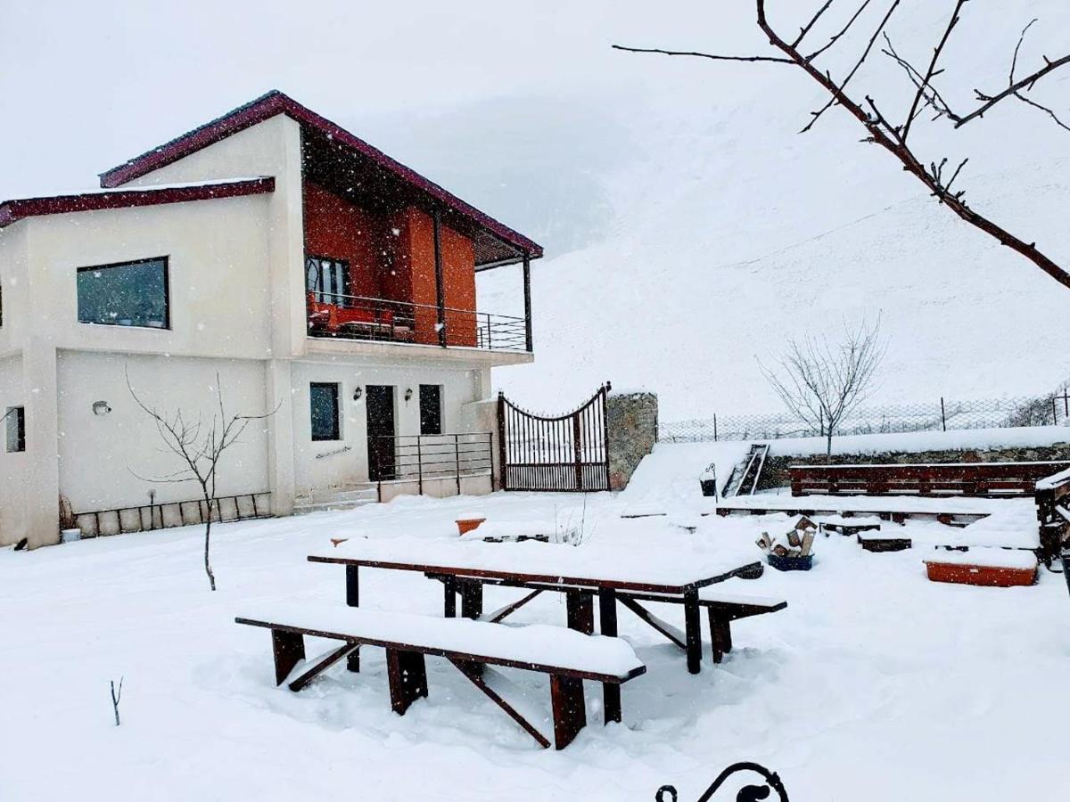 ---Allegria House--- Kazbegi Luaran gambar