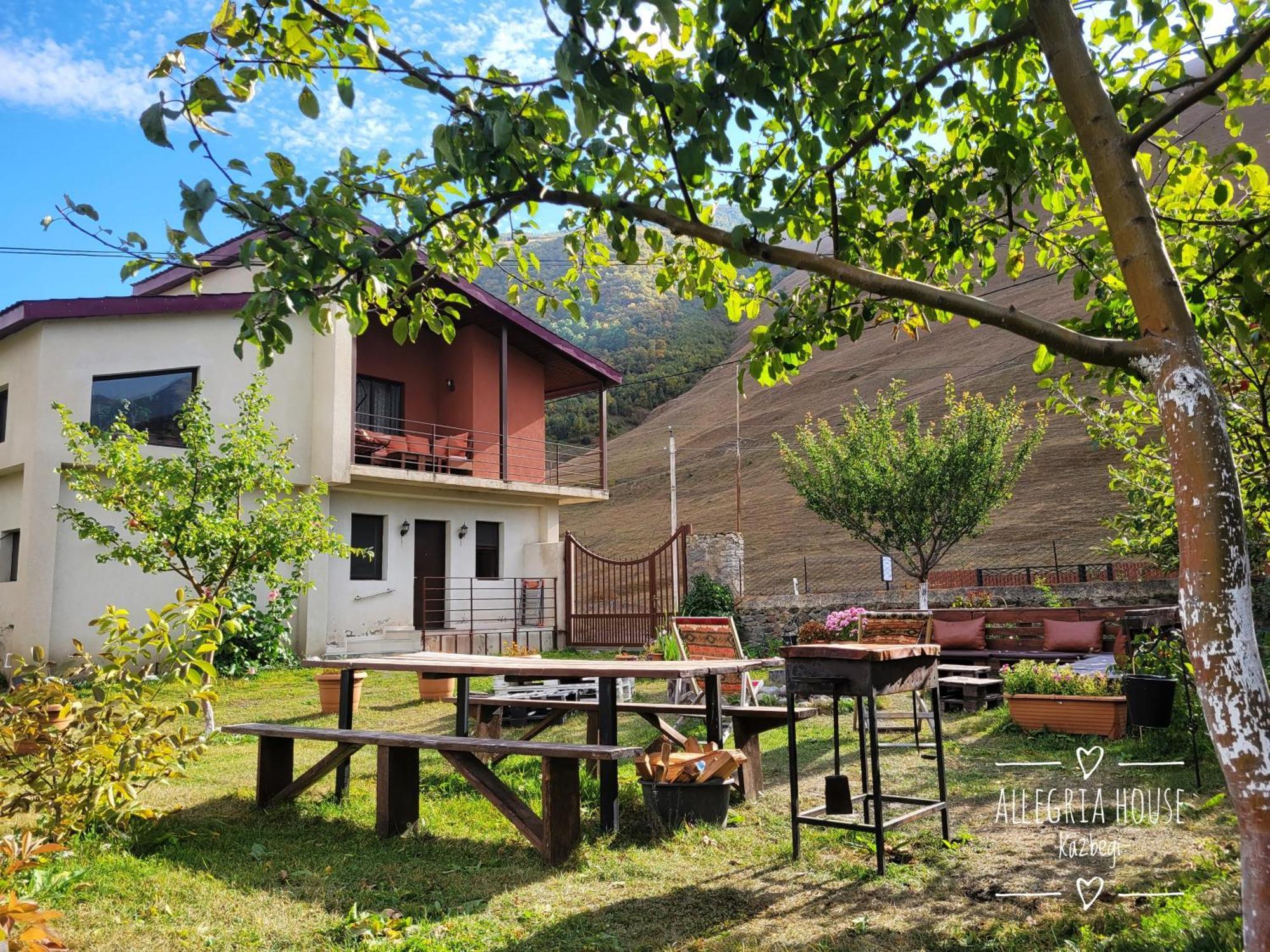 ---Allegria House--- Kazbegi Luaran gambar