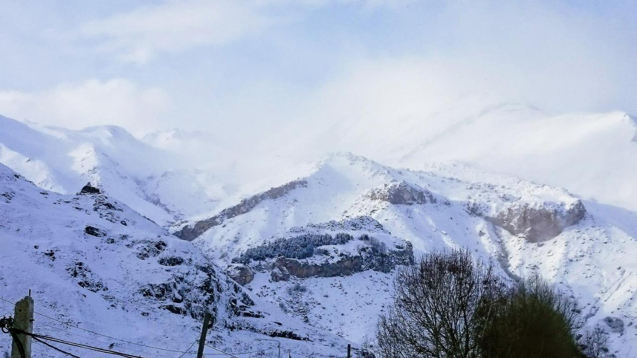 ---Allegria House--- Kazbegi Luaran gambar